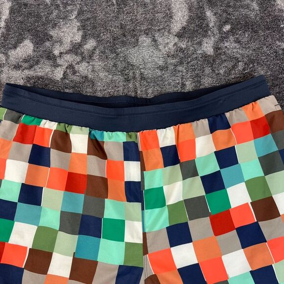 Fabletics The Fundamentals II Short Men's XXL 7" Inseam Plaid Unlined Running - Picture 2 of 10